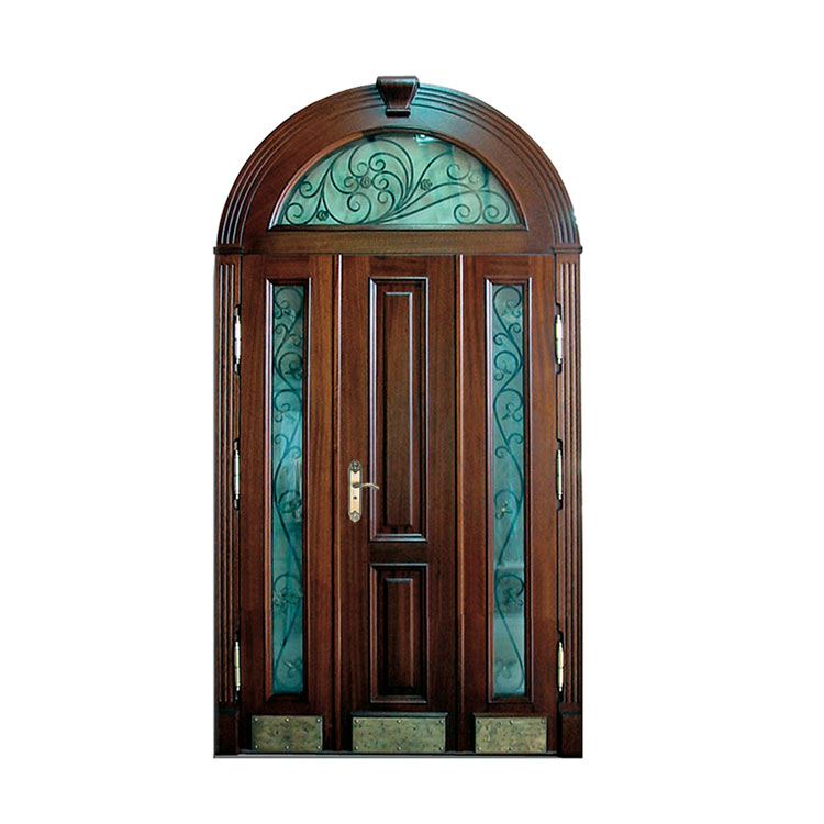Porte d'entrée en bois normale